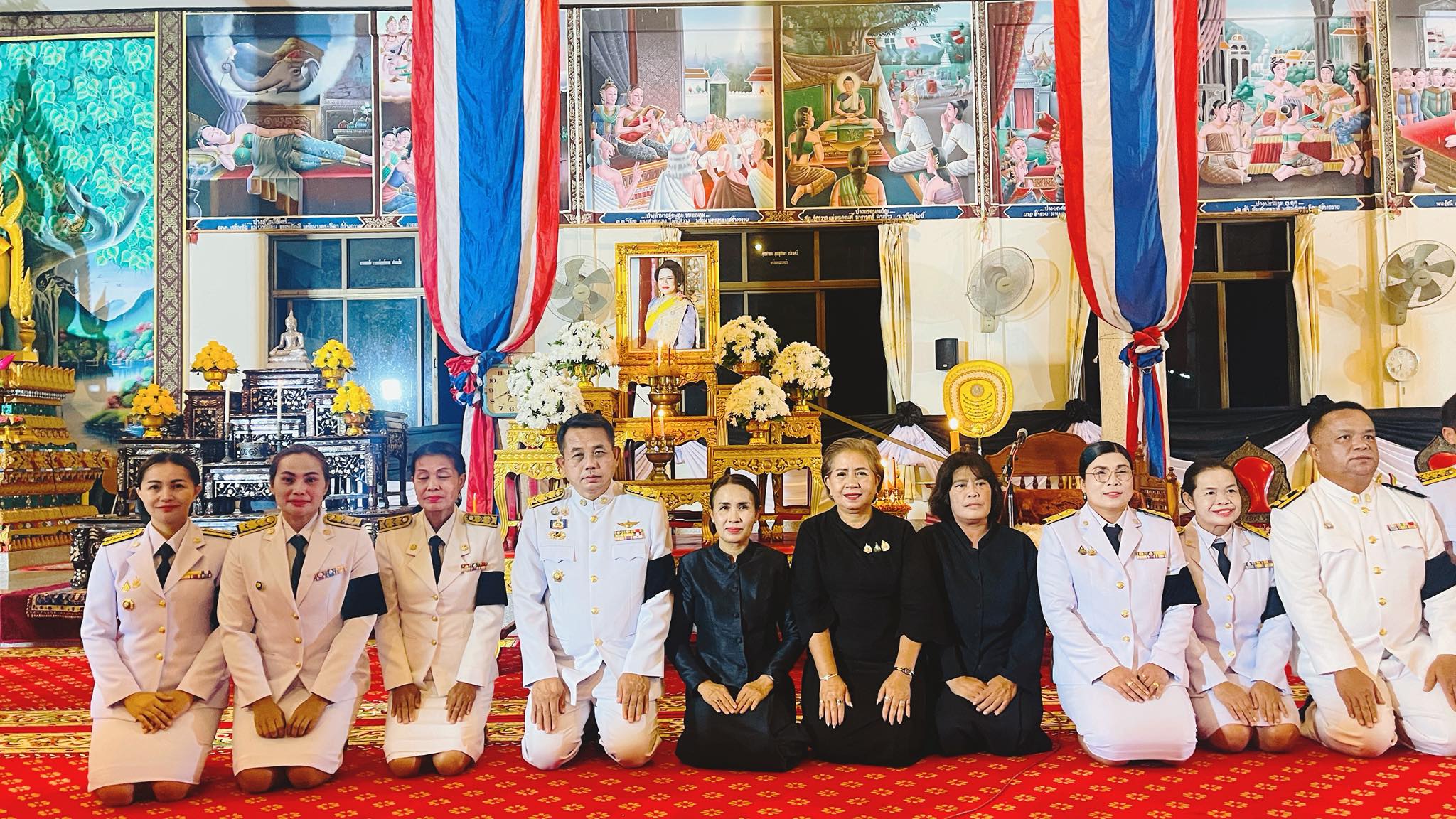 พช.นาเชือก จังหวัดมหาสารคาม : ร่วมพิธีบำเพ็ญกุศล ในวาระครบ 7 วัน (สัตตมวาร) เพื่ออุทิศถวายเป็นพระราชกุศลสมเด็จพระนางเจ้าสิริกิติ์ พระบรมราชินีนาถ พระบรมราชชนนีพันปีหลวง